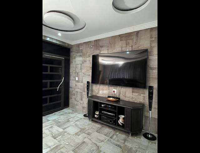 3 BEDROOM HOUSE FOR SALE IN SIBASA